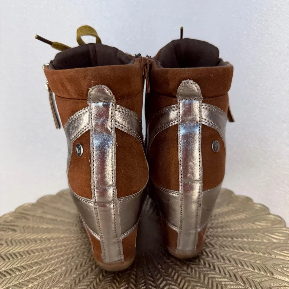 Bakers Metallic Suede Wedge Sneakers Brown Silver Lace‎ Up Zip Size 37 / 7M